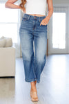 *Size 3/26 - Betty High Rise Vintage Wash Wide Leg Crop Jeans