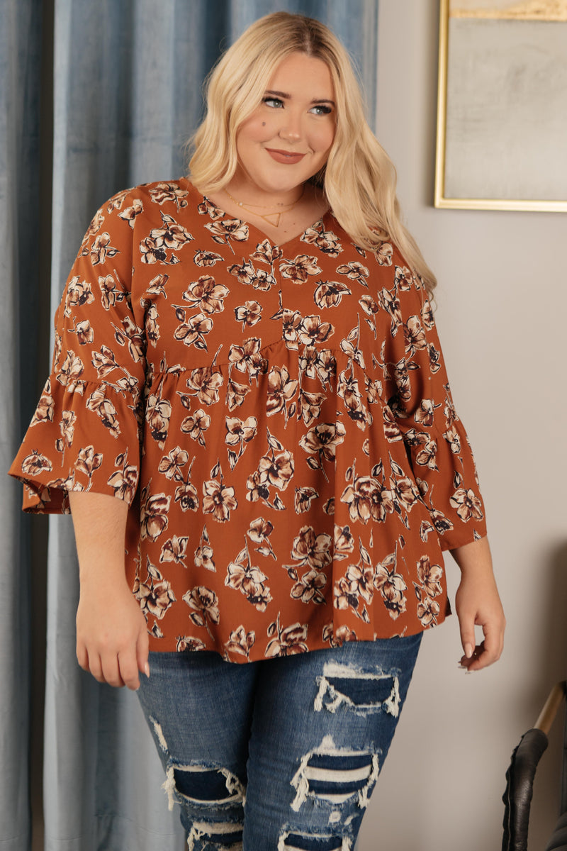 *Size M: Floral Collage Top in Cognac