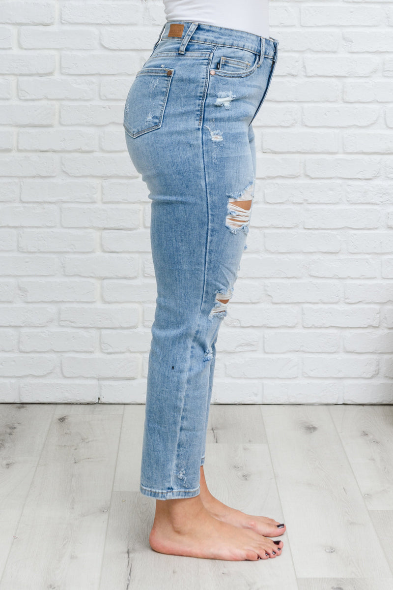 Florence High Waist Destroyed Boyfriend Judy Blue Jeans