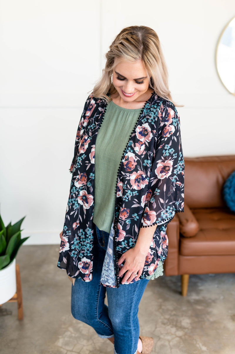 *Size S: Bet On The Dark Horse Floral Kimono