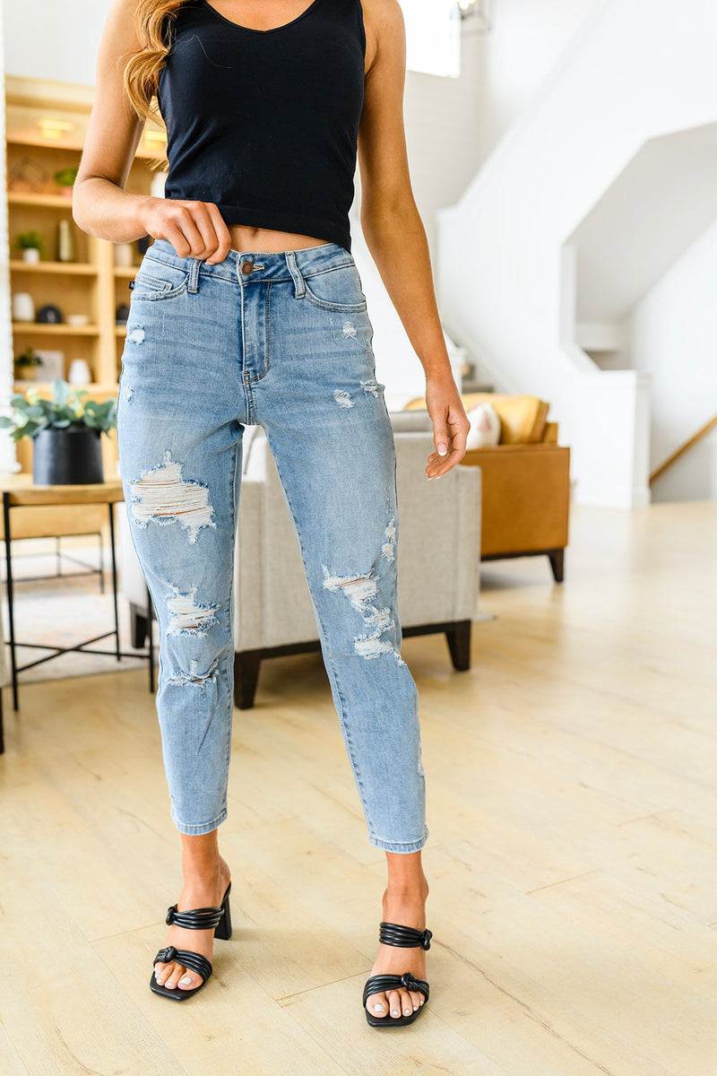 Florence High Waist Destroyed Boyfriend Judy Blue Jeans