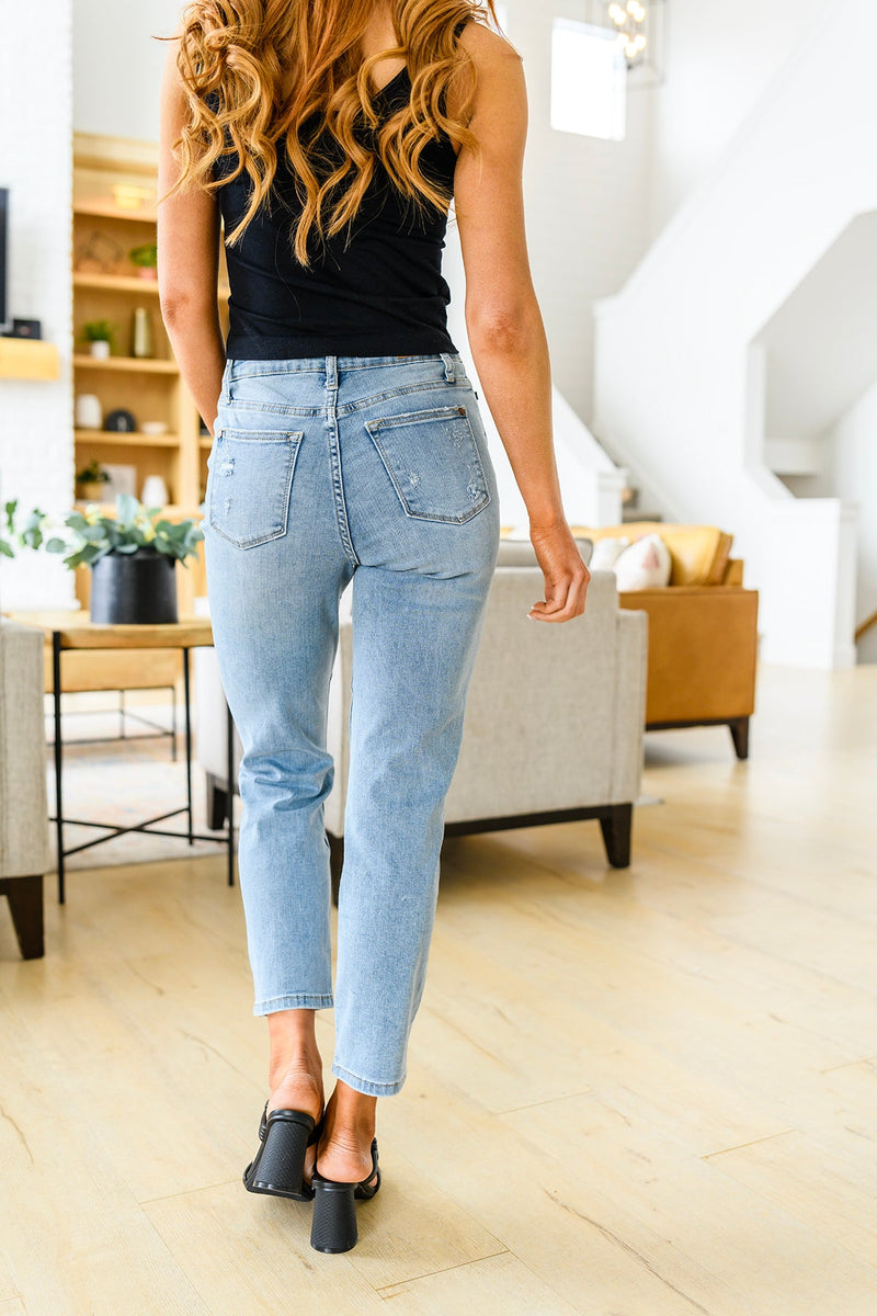 Florence High Waist Destroyed Boyfriend Judy Blue Jeans