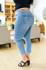 Florence High Waist Destroyed Boyfriend Judy Blue Jeans