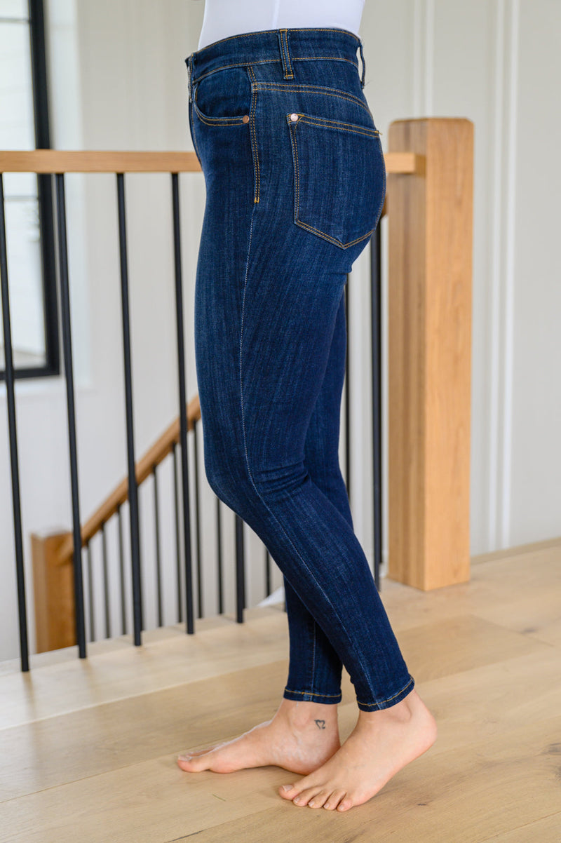 Georgia Back Yoke Skinny Judy Blue Jeans with Phone Pocket