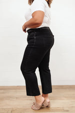 High Waist Mom Fit RISEN Jeans In Black