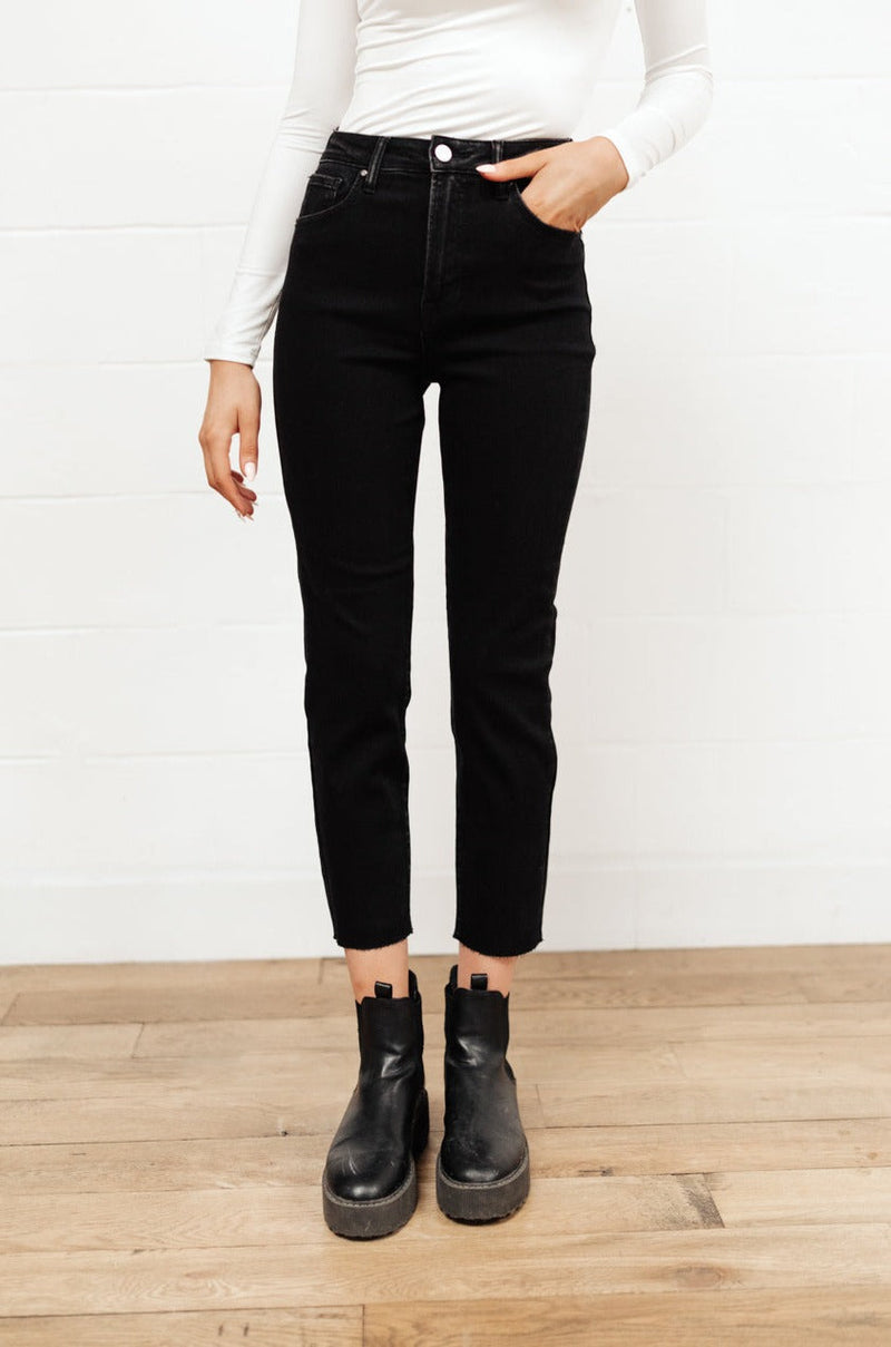 High Waist Mom Fit RISEN Jeans In Black