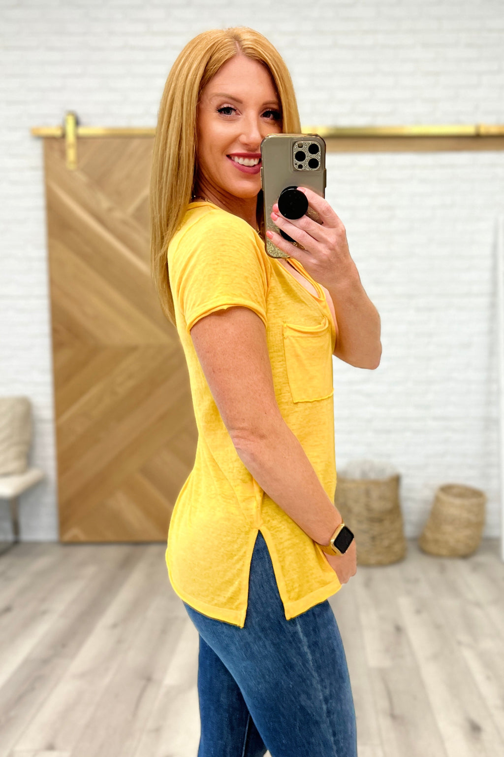 Melange Burnout V-Neck T-Shirt in Yellow Gold