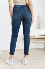 Judy Blue Mid-Rise Relaxed Fit Mineral Wash Jeans