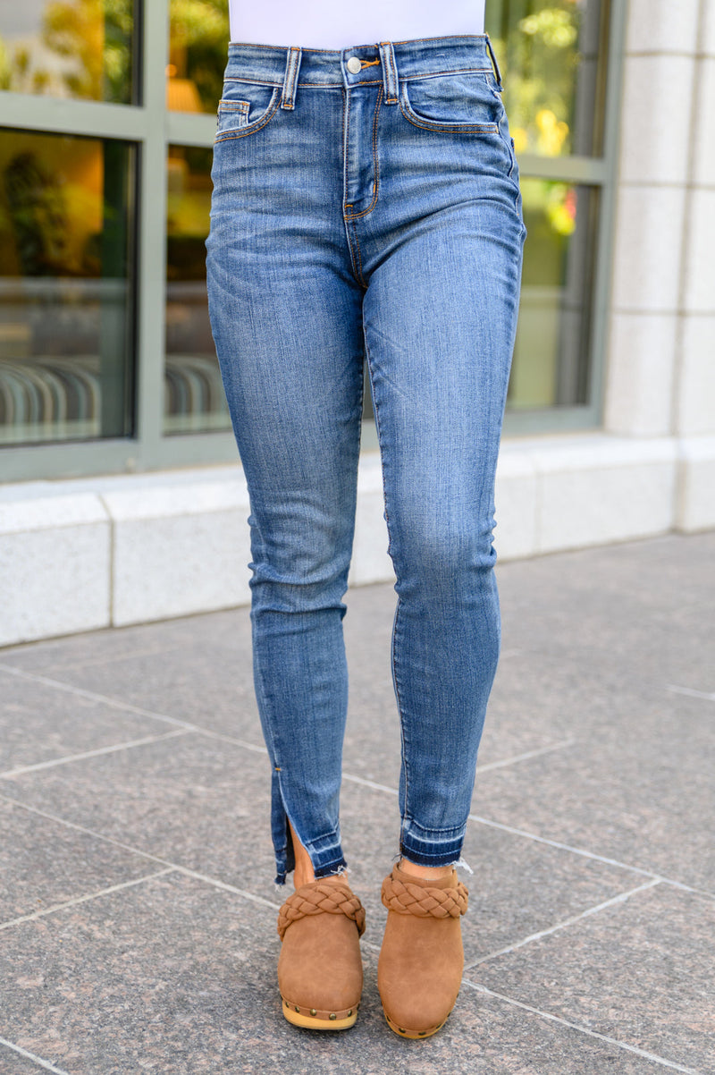 Winona Released Hem Side Slit Judy Blue Skinnies